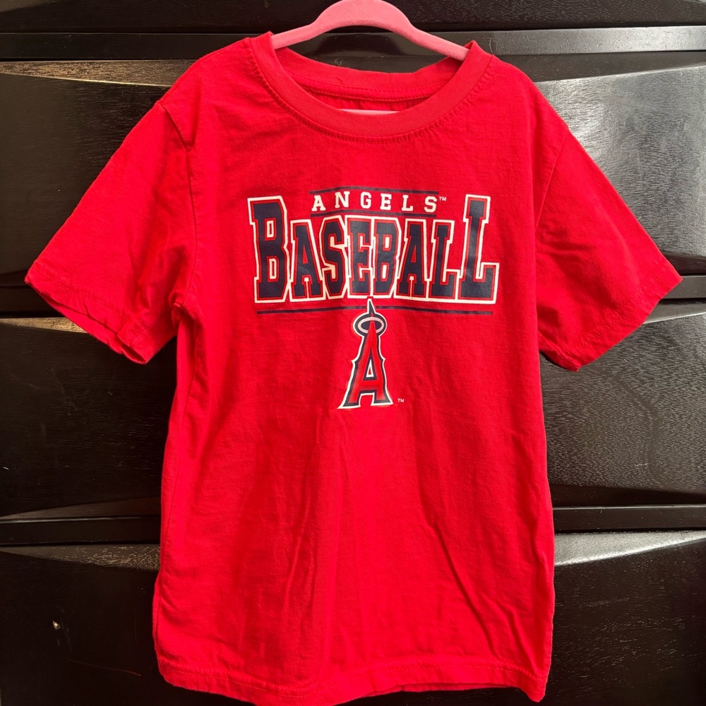 Genuine Merchandise Red Angels Baseball Tee